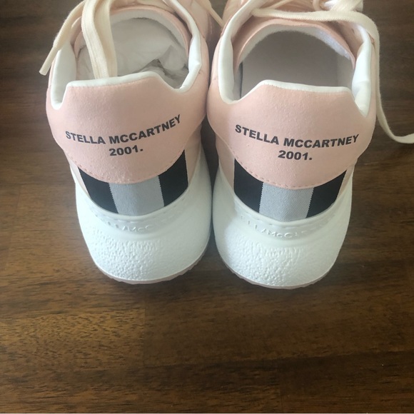 NIB $635 Stella McCartney x Disney Mickey Mouse Loop Sneaker in 8 US / 38  EU! - Picture 8 of 14